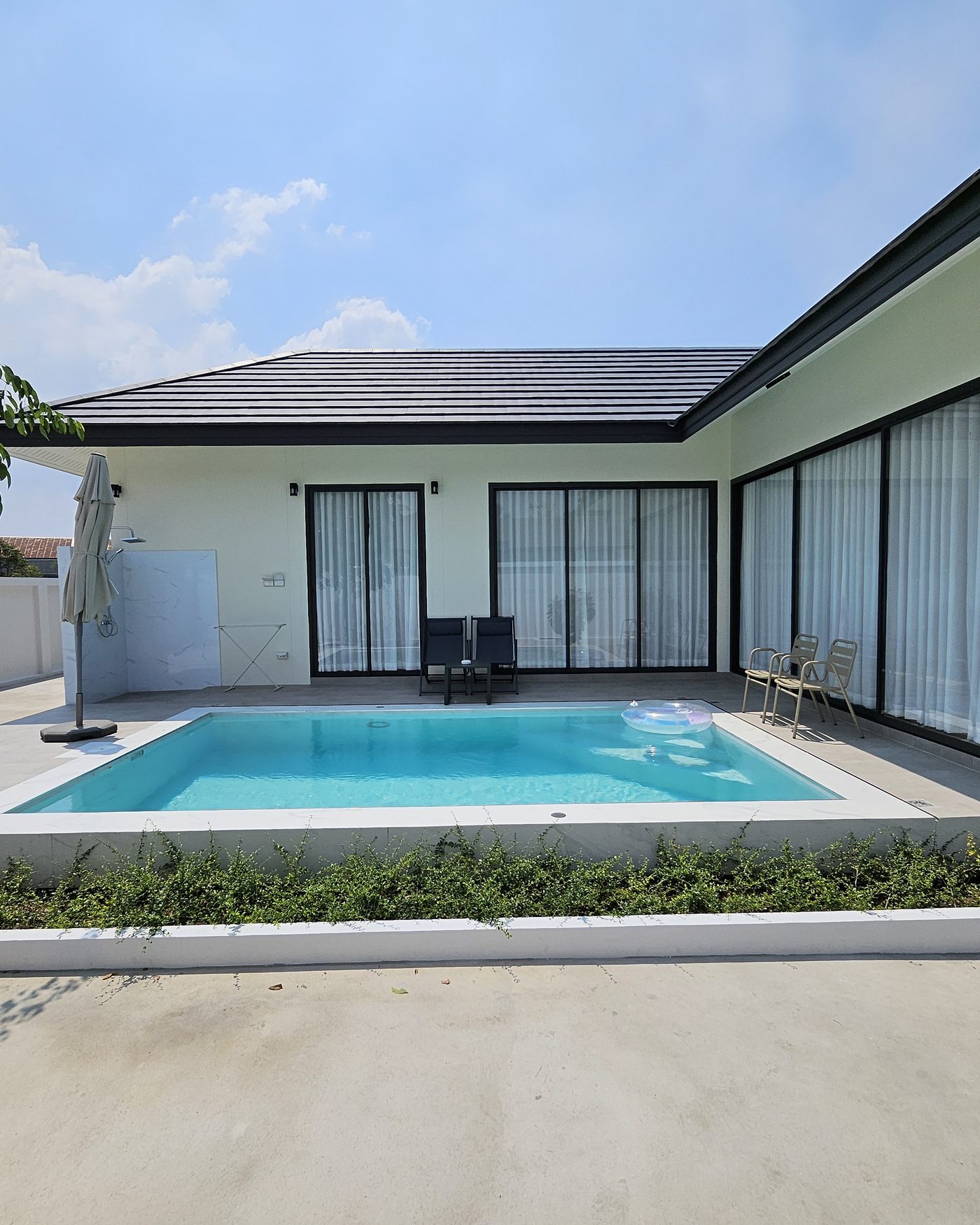 Karisma pool villa exterior