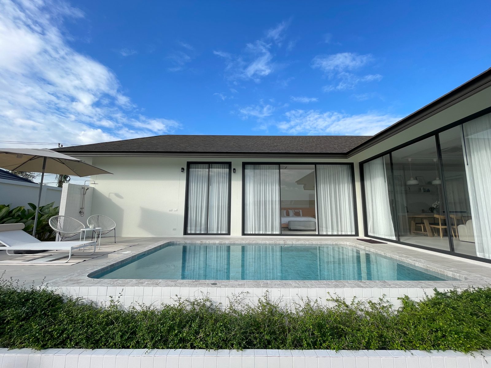 Villa B2 — pool & exterior